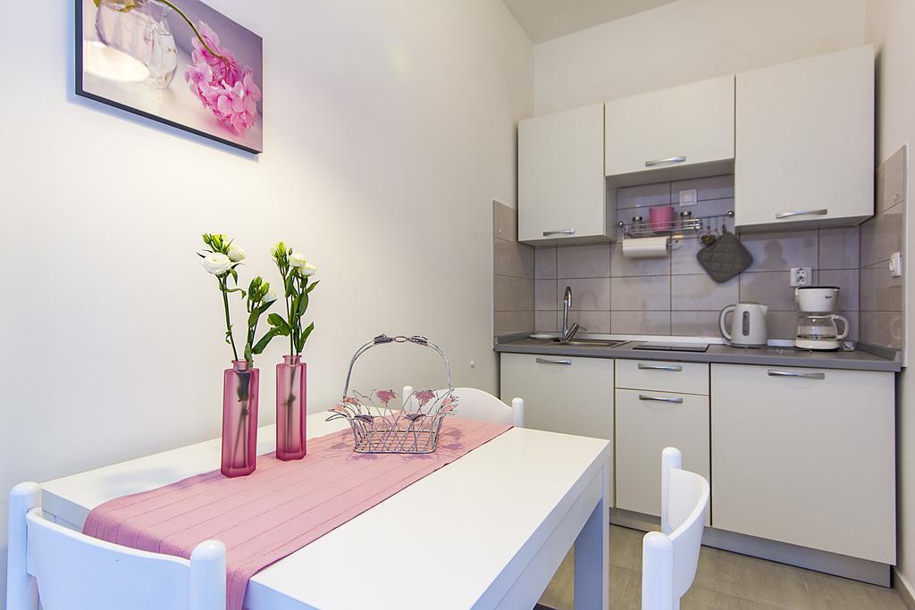 Center Apartment Tina Пула Экстерьер фото